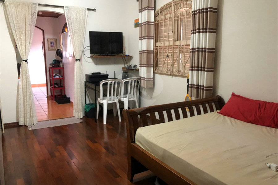Sobrado à venda com 3 quartos em Tremembé, São Paulo, SP
