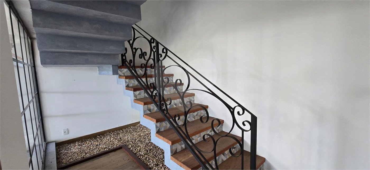Casa à venda com 3 suítes em Jardim Nova América, Louveira, SP