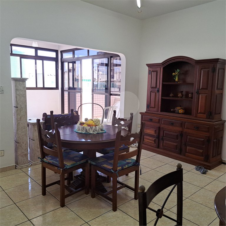 Cobertura à venda com 3 suítes em Enseada, Guarujá, SP