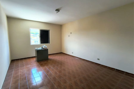 Sobrado à venda com 3 quartos, sendo 1 suíte,  em Vila Polopoli, São Paulo, SP