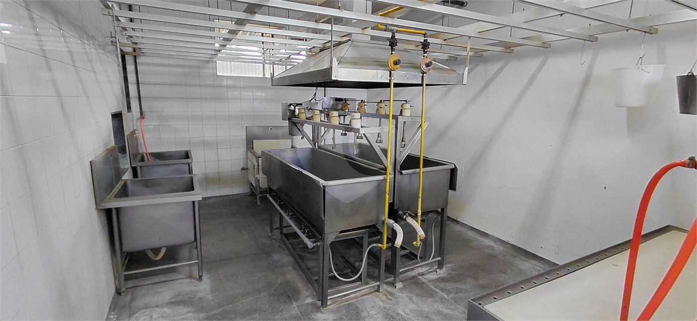 Terreno à venda com 3 suítes em Bazílio, Rio Bonito, RJ