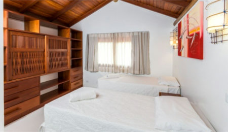 Casa à venda com 4 quartos, sendo 2 suítes, em Praia do Mutá, Porto Seguro, BA