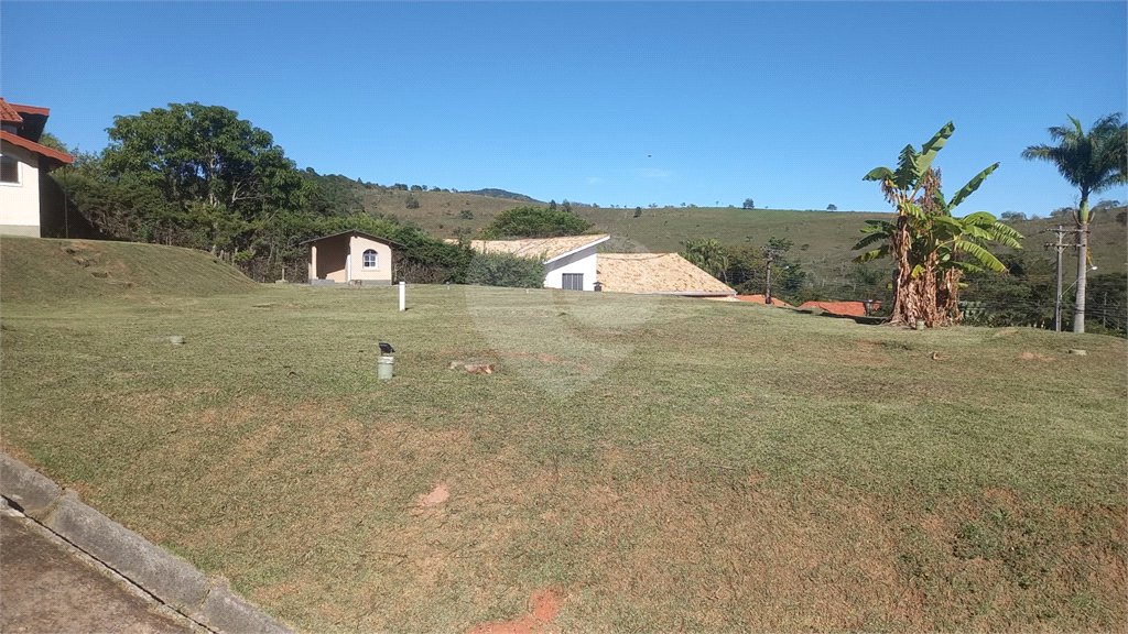 Casa à venda com 3 quartos, sendo 1 suíte, em Alpes D'ouro, Bom Jesus dos Perdões, SP