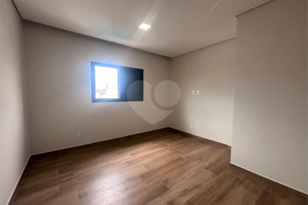 Casa à venda com 3 suítes no condomínio Campos do Conde I e II, Sorocaba - SP