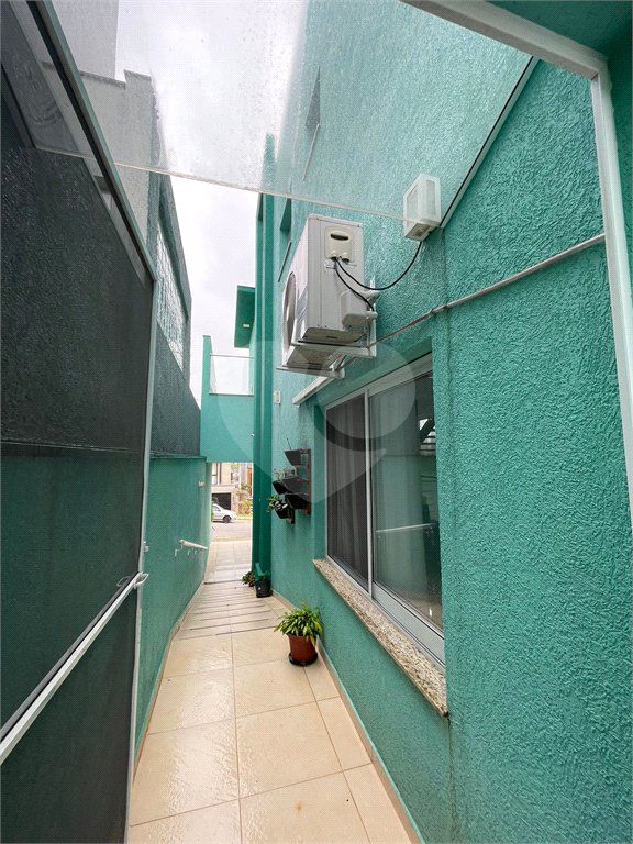Casa à venda com 1 quarto, sendo 3 suítes, no condomínio Aruã Brisas I, Mogi das Cruzes - SP