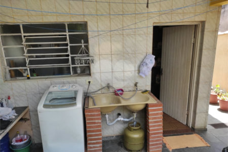 Casa à venda com 3 quartos em Jardim Vila Galvão, Guarulhos, SP