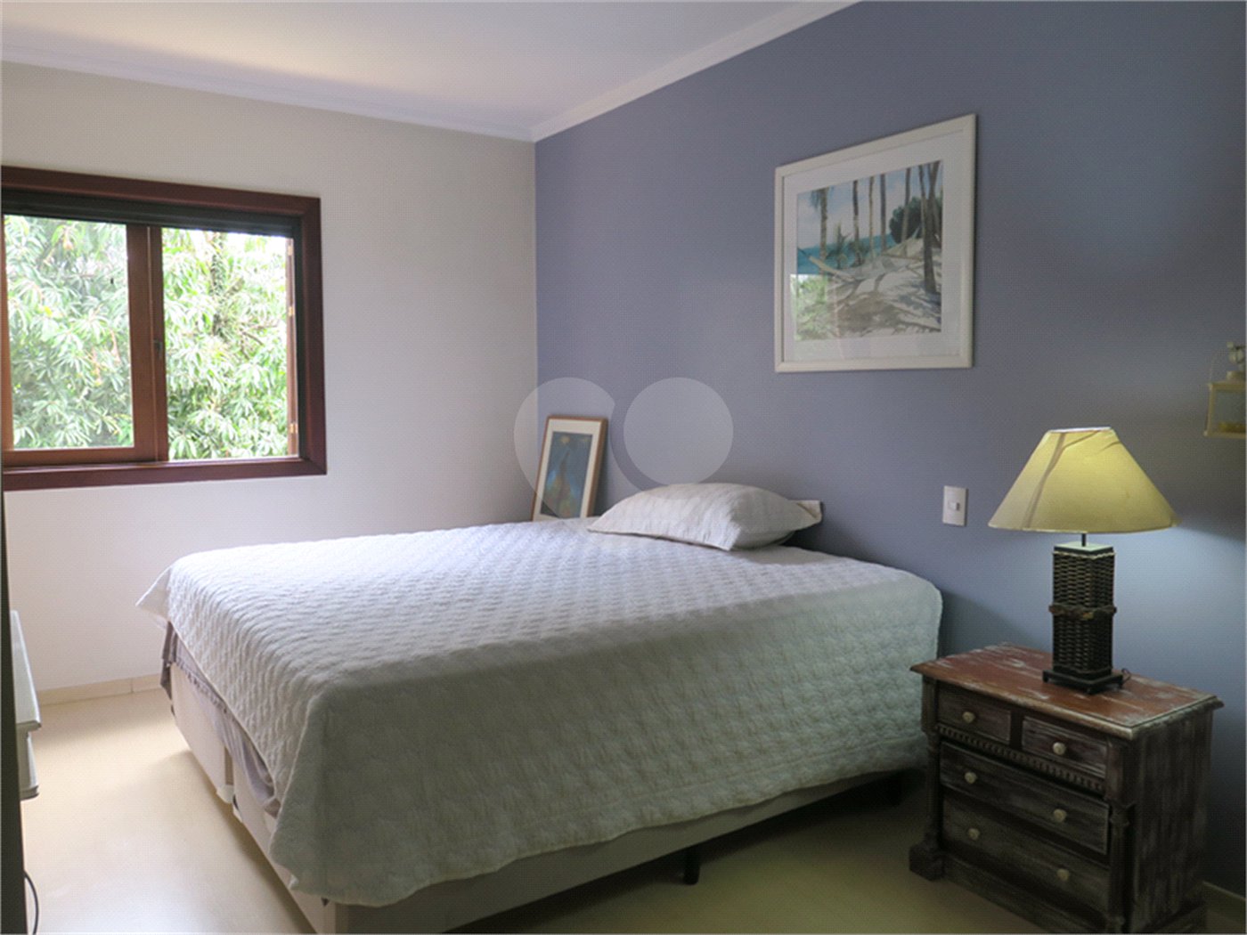 Casa à venda com 4 quartos, sendo 2 suítes, no condomínio Vila das Flores, São Paulo - SP