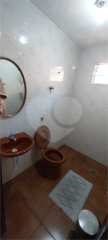Casa à venda com 3 quartos, sendo 1 suíte, em Vila Scarpelli, Santo André, SP