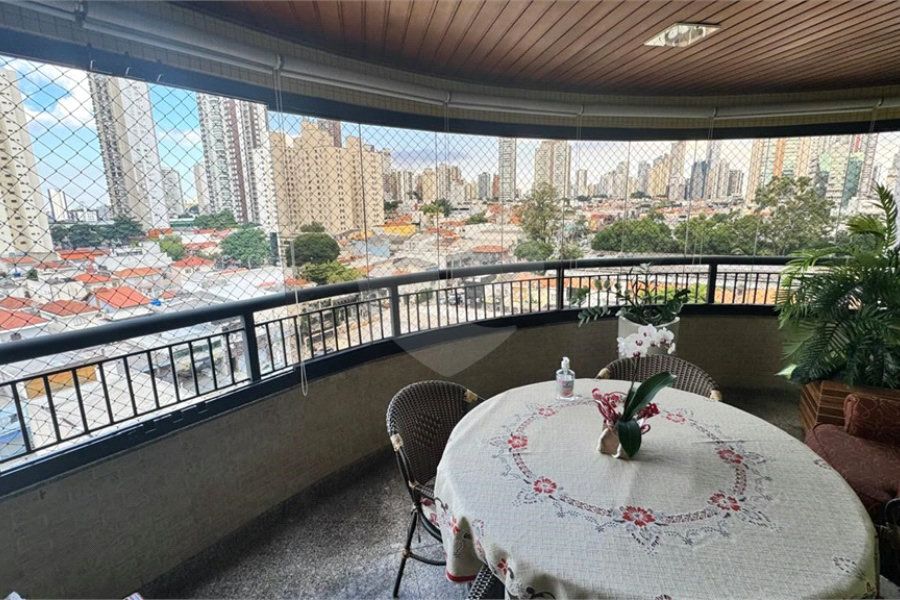 Apartamento para alugar com 3 suítes em Tatuapé, São Paulo, SP