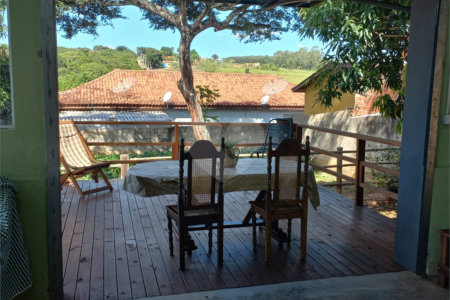 Casa à venda com 2 quartos em Vila Matias, Alambari, SP