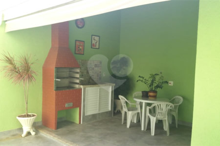 Casa à venda com 3 quartos, sendo 1 suíte, em Nova Cerejeira, Atibaia, SP