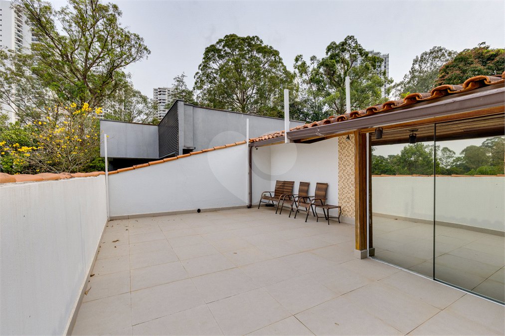 Casa à venda com 4 suítes em Jardim Marajoara, São Paulo, SP