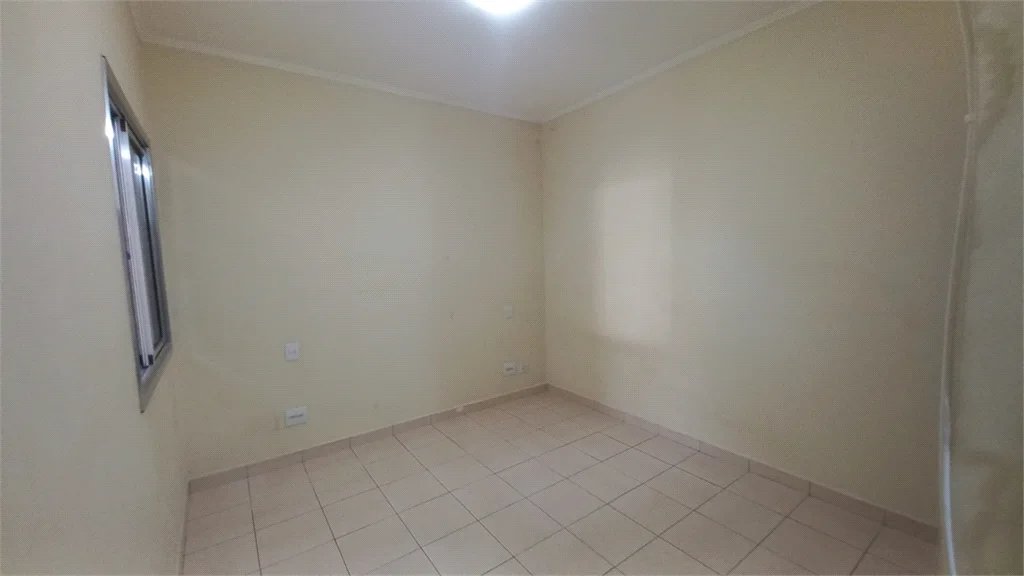 Casa para alugar com 3 quartos, sendo 1 suíte,  em Jardim Bonfiglioli, São Paulo, SP