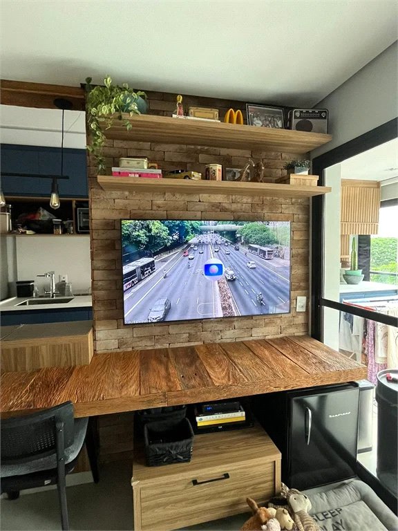 Apartamento à venda ou para alugar com 1 suíte em Pinheiros, São Paulo, SP