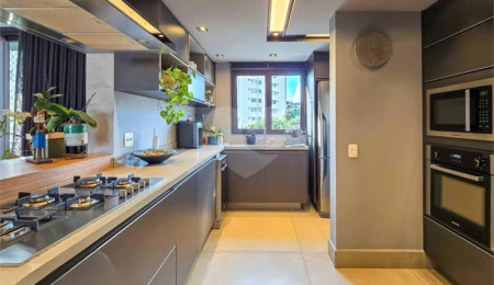 Apartamento à venda com 2 suítes em Vila Ipojuca, São Paulo, SP