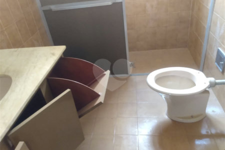 Casa à venda com 6 quartos, sendo 1 suíte, no Centro, Itapetininga, SP