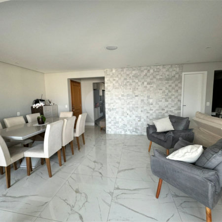 Apartamento à venda com 3 quartos, sendo 1 suíte, no Centro, São Bernardo do Campo, SP