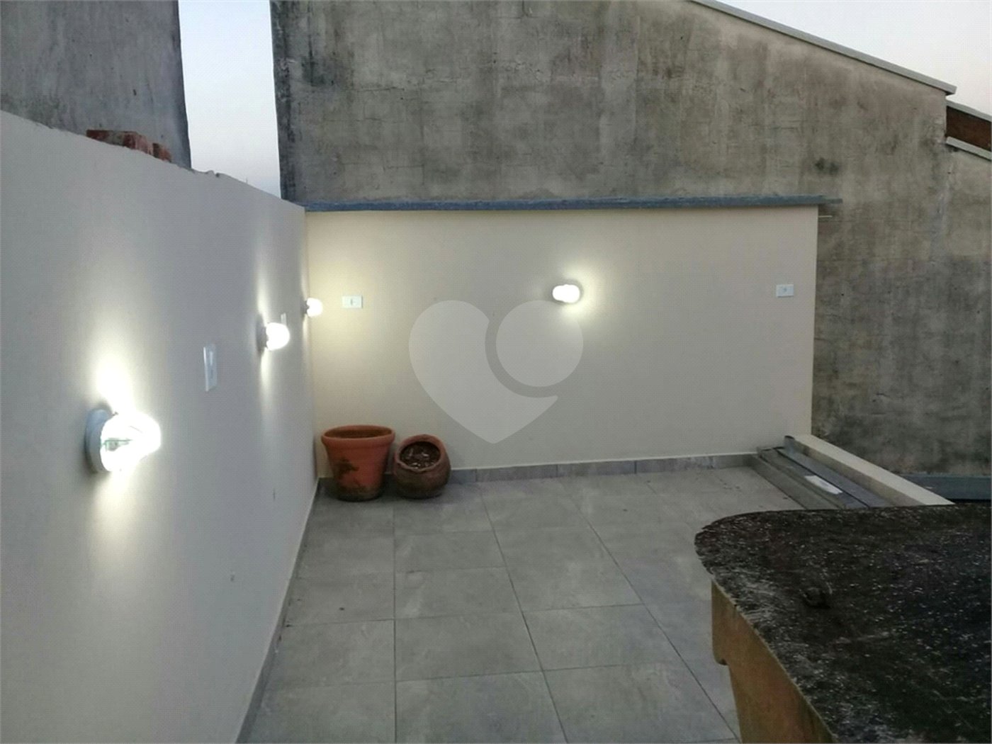Sobrado à venda com 4 quartos, sendo 2 suítes,  em Jardim Regina, Indaiatuba, SP