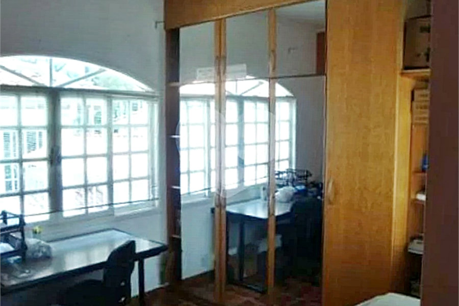 Sobrado à venda com 4 quartos em Santana, São Paulo, SP