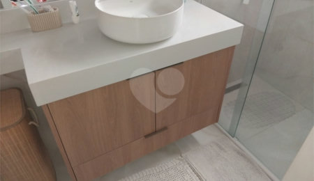 Casa à venda com 4 quartos, sendo 1 suíte,  no condomínio Vivaldi, Mogi das Cruzes - SP