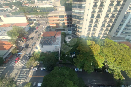 Cobertura à venda com 3 suítes em Vila Nova Conceição, São Paulo, SP