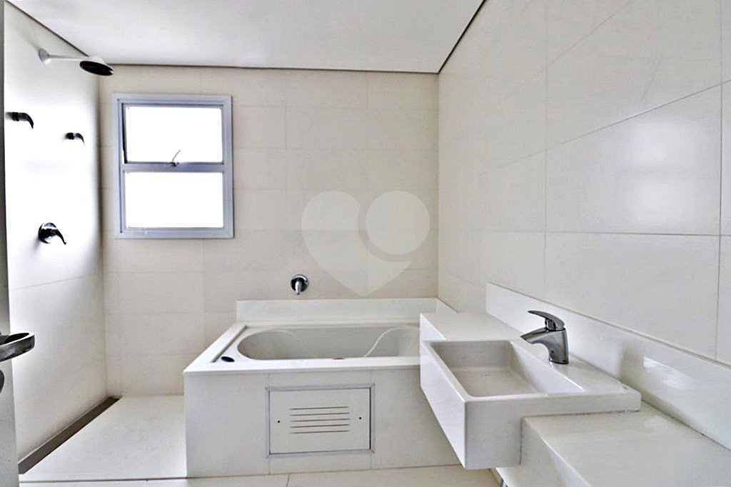 Apartamento à venda com 4 suítes em Santana, São Paulo, SP