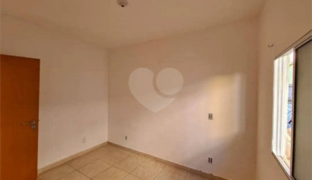 Casa à venda com 2 quartos no condomínio Villagio dos Pinhais, Pinhalzinho - SP