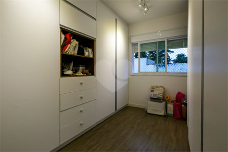 Casa à venda com 4 suítes no condomínio Villaggio DI Palme, São Paulo - SP