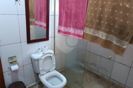 Casa à venda com 5 quartos, sendo 3 suítes, em Jardim Villaça, São Roque, SP