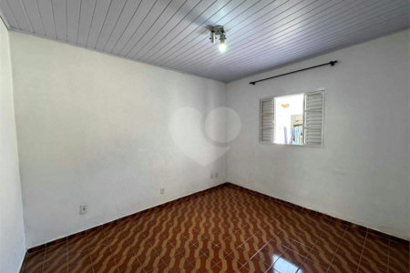 Casa à venda com 4 quartos, sendo 1 suíte,  em Jardim Náutico, Mogi das Cruzes, SP