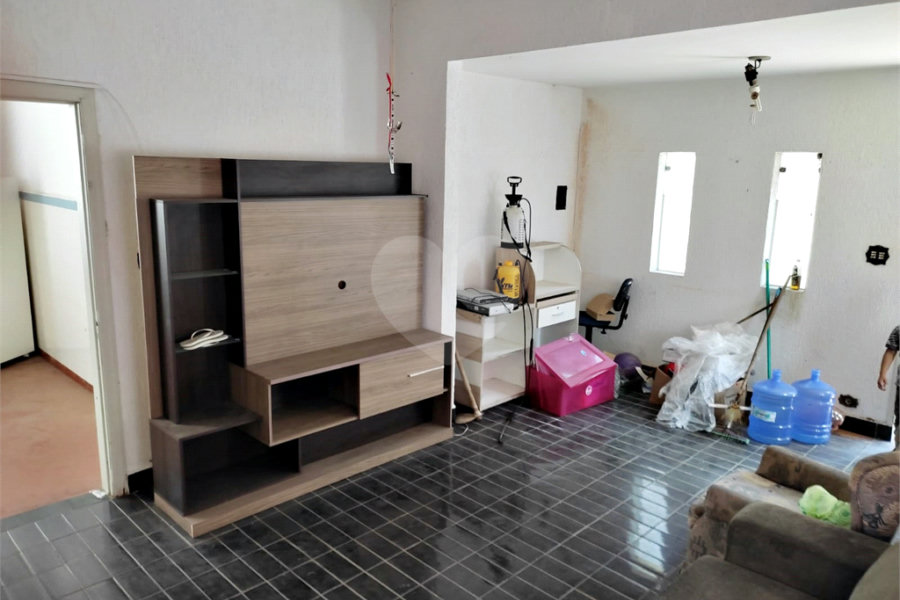 Casa Térrea à venda com 3 quartos em Horto, São Paulo, SP