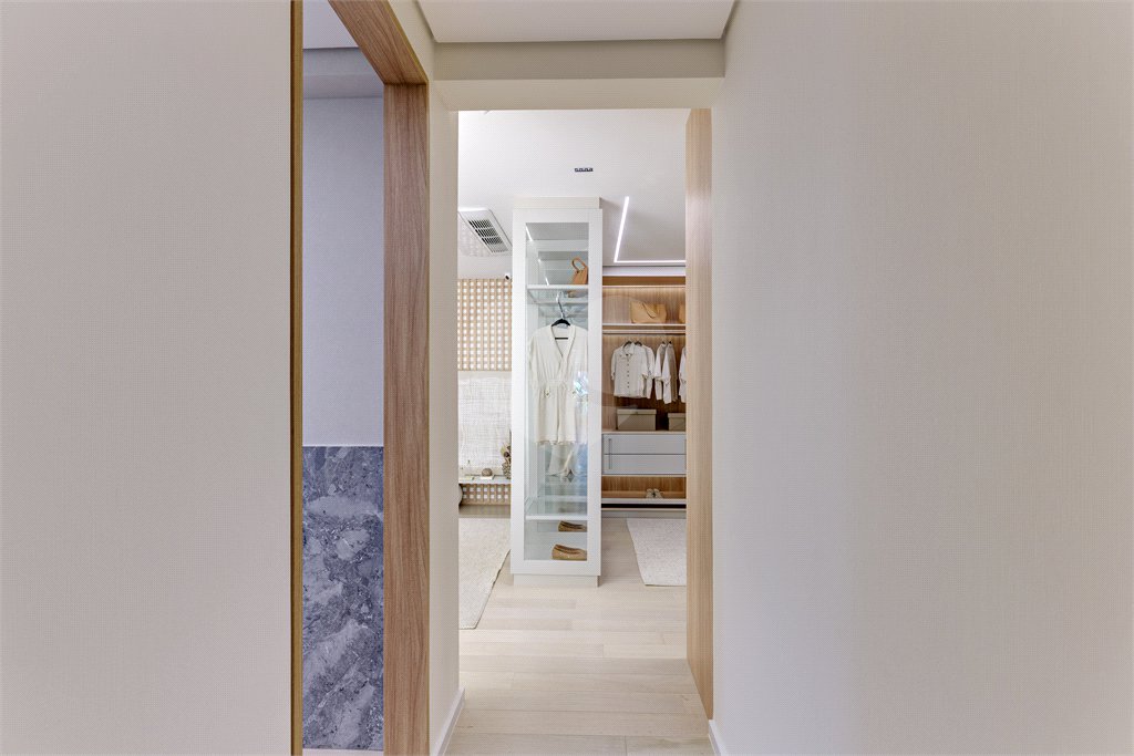 Apartamento à venda com 4 suítes em Moema, São Paulo, SP