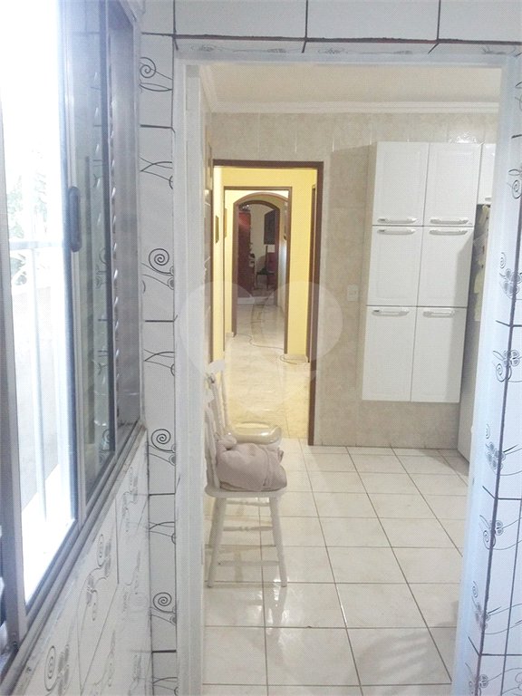 Sobrado à venda com 3 quartos em Jardim Macedônia, São Paulo, SP