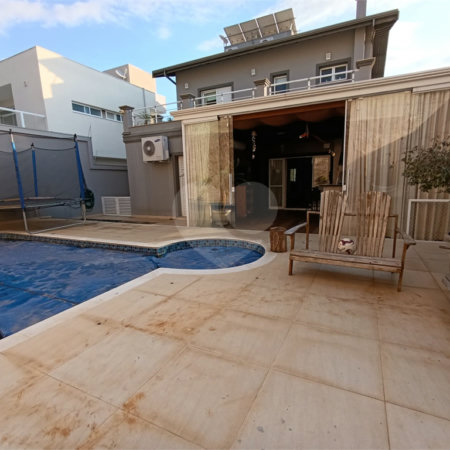 Casa à venda com 4 quartos, sendo 1 suíte, no condomínio Jardim Reserva Bom Viver de Indaiatuba, Indaiatuba - SP