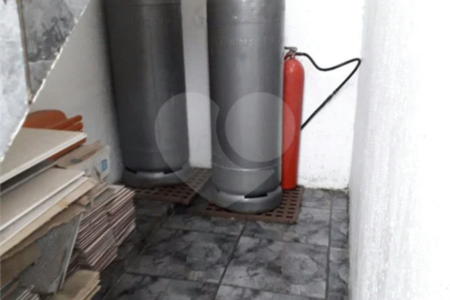 SOBRADO AMPLO COM 4 DORMITORIOS VISÃO PARA SERRA