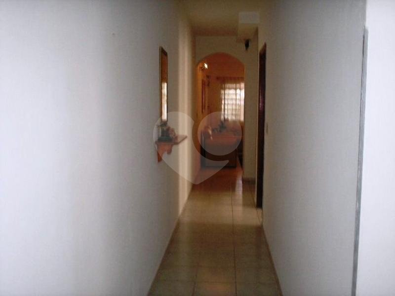 Sobrado à venda com 4 quartos, sendo 1 suíte, em Vila Nivi, São Paulo, SP