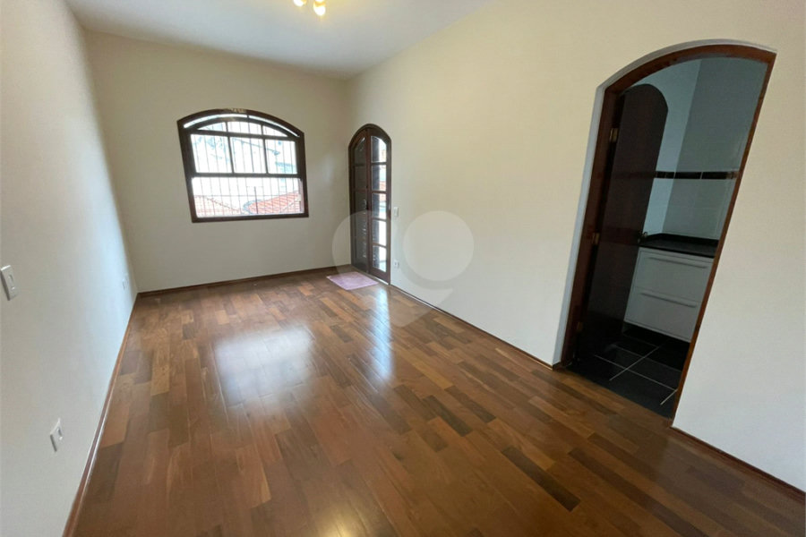 Sobrado à venda com 3 quartos, sendo 2 suítes, em Vila Palmeiras, São Paulo, SP
