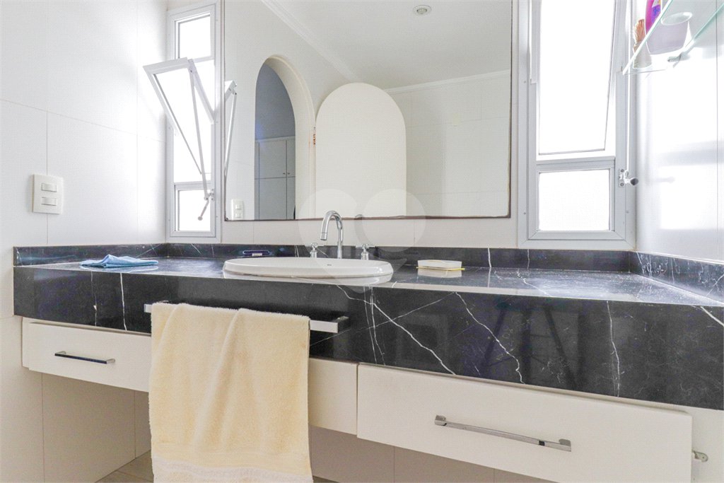 Apartamento à venda com 4 quartos, sendo 2 suítes, em Jardim Paulista, São Paulo, SP