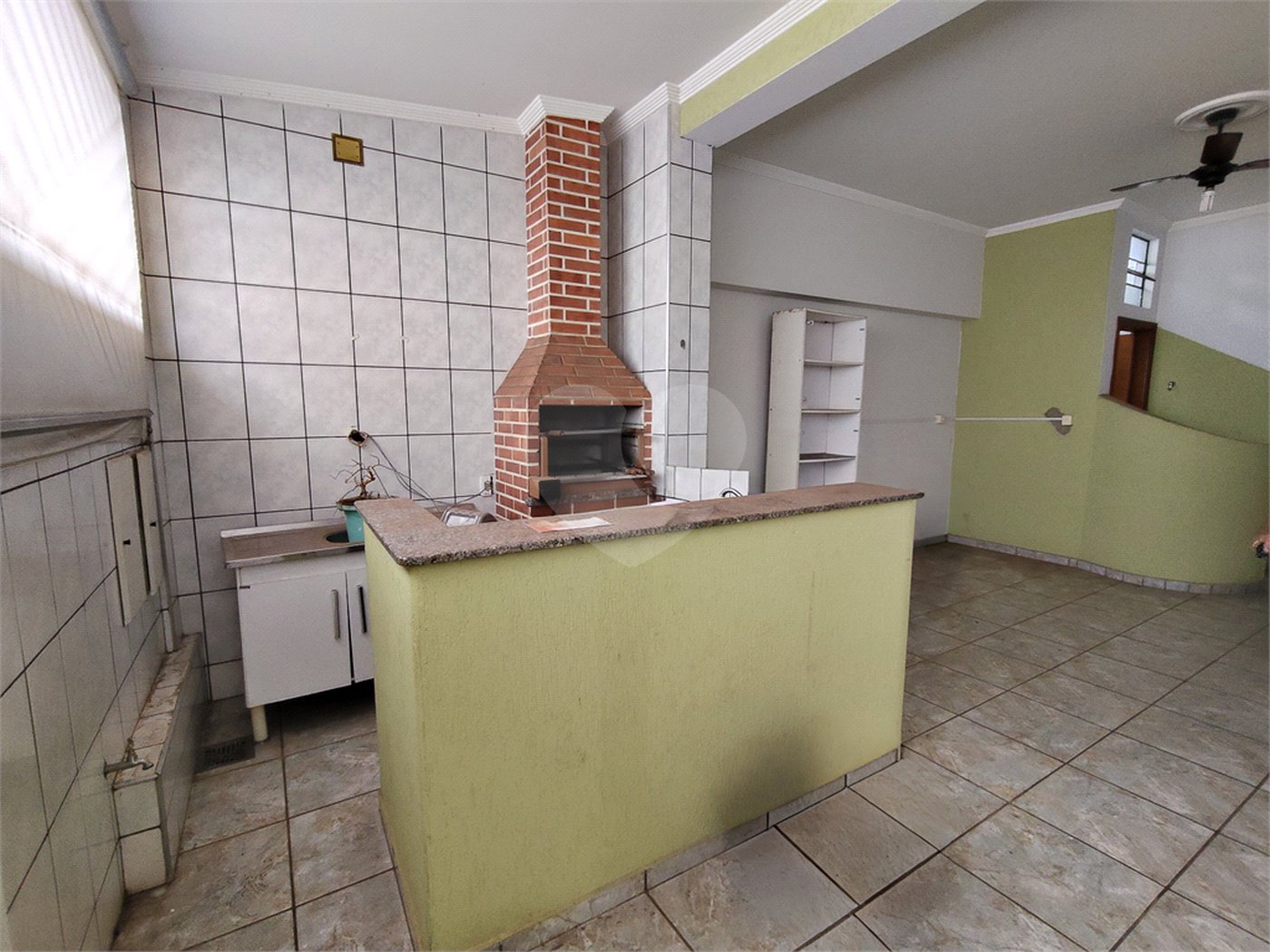Casa para alugar com 4 quartos, sendo 1 suíte, em Vila Judite, Itapetininga, SP
