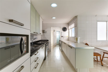 Apartamento à venda com 3 suítes em Alto da Boa Vista, São Paulo, SP