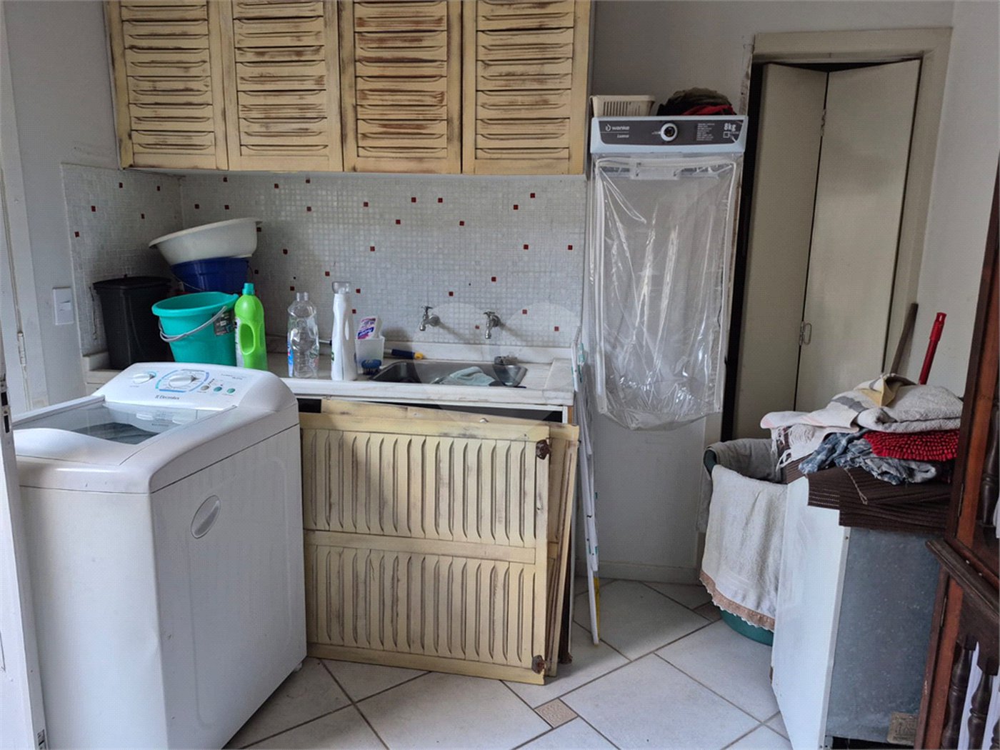 Sobrado à venda com 3 quartos, sendo 1 suíte, em Indianópolis, São Paulo, SP