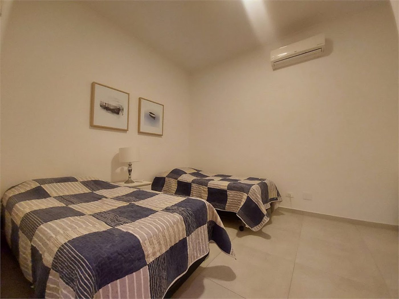 Apartamento com 4 dormitórios à venda, 120 m² por R$ 700.000,00 - Pitangueiras - Guarujá/SP