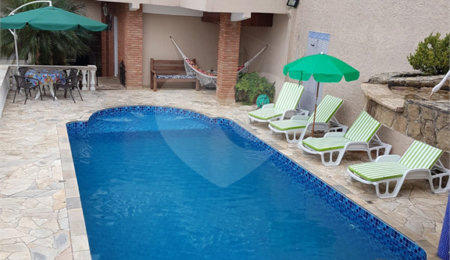 Casa à venda com 4 quartos, sendo 2 suítes,  em Mogi Moderno, Mogi das Cruzes, SP