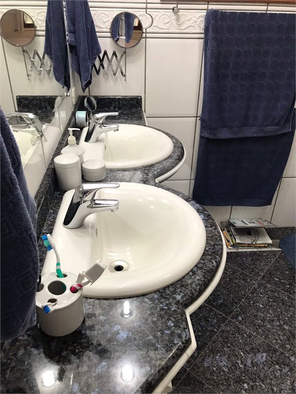 Casa à venda com 3 suítes no condomínio Parque Imperial da Cantareira, Mairiporã - SP