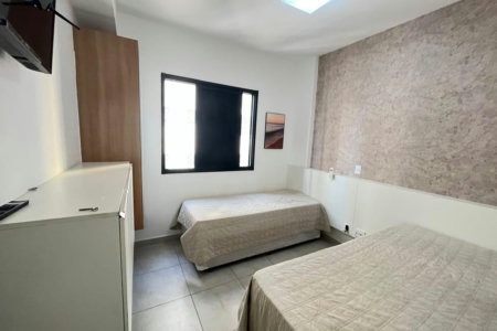 Oportunidade em Pitangueiras! Apartamento de 2 Dormitórios a Poucos Passos da Praia