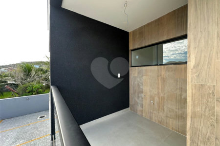 Apartamento à venda com 1 suíte em Ogiva, Cabo Frio, RJ