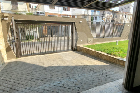 Sobrado à venda com 4 suítes em Jardim Franca, São Paulo, SP