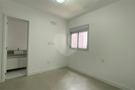 Apartamento à venda com 3 suítes no Centro, São Bernardo do Campo, SP