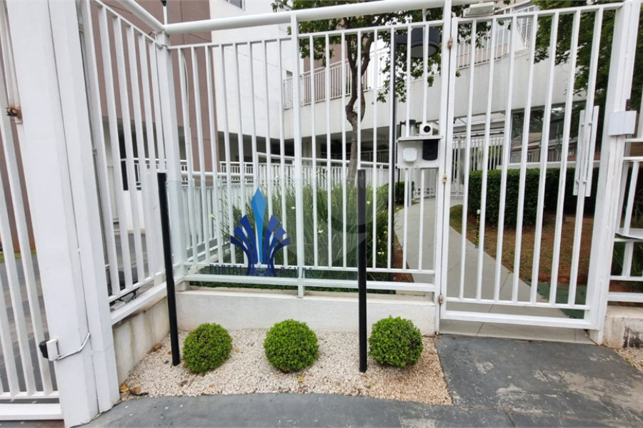 Apartamento à venda com 3 quartos, sendo 1 suíte,  em Chácara São João, São Paulo, SP