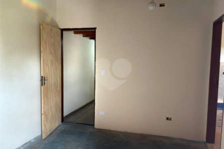 Sobrado à venda com 3 quartos, sendo 2 suítes, em Vila Correa, Ferraz de Vasconcelos, SP